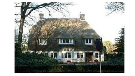 Foto met een voorbeeld van een villa uit Westdorp